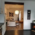 Waldblick شقة *